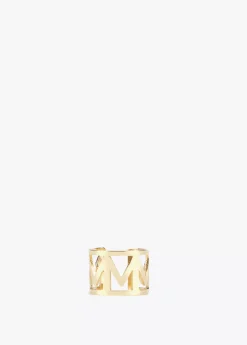 Anillo dorado letras M