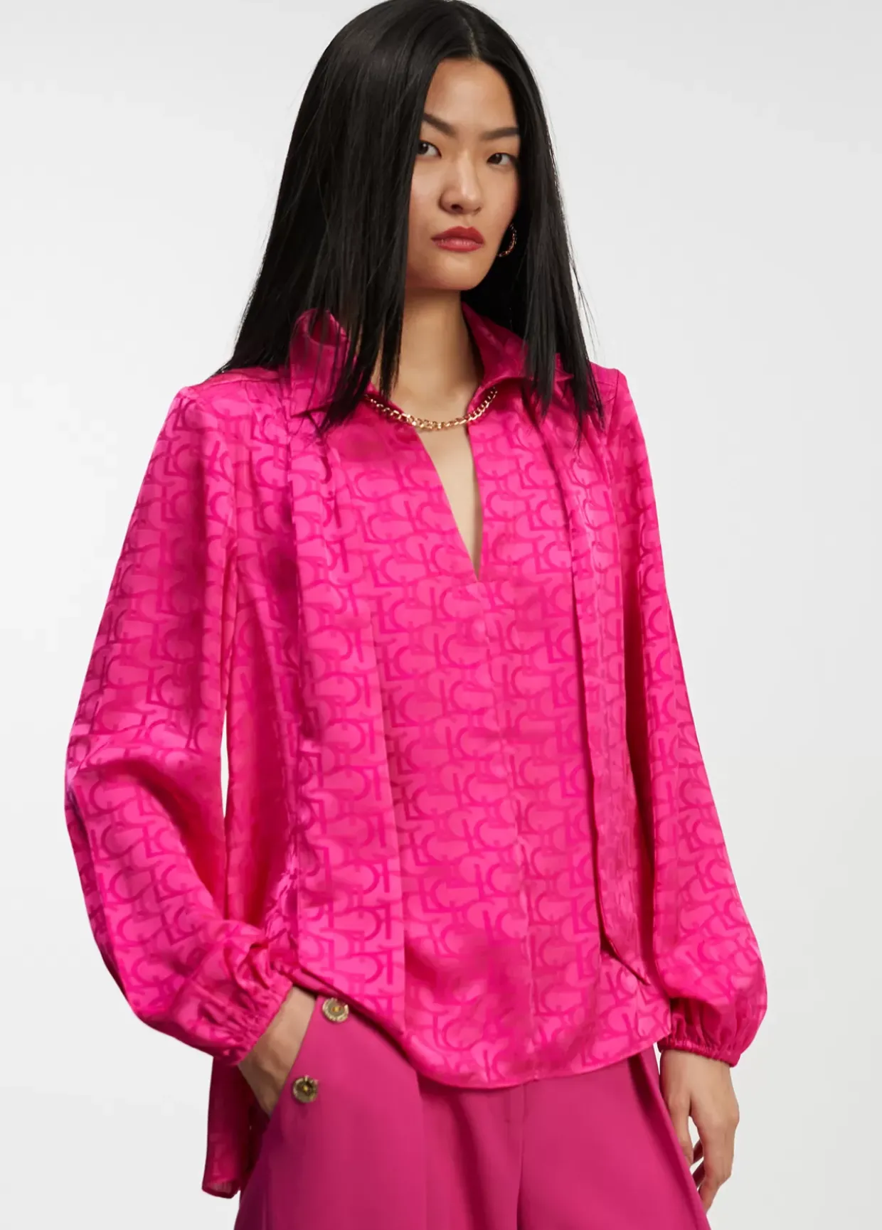 Blusa con lazo