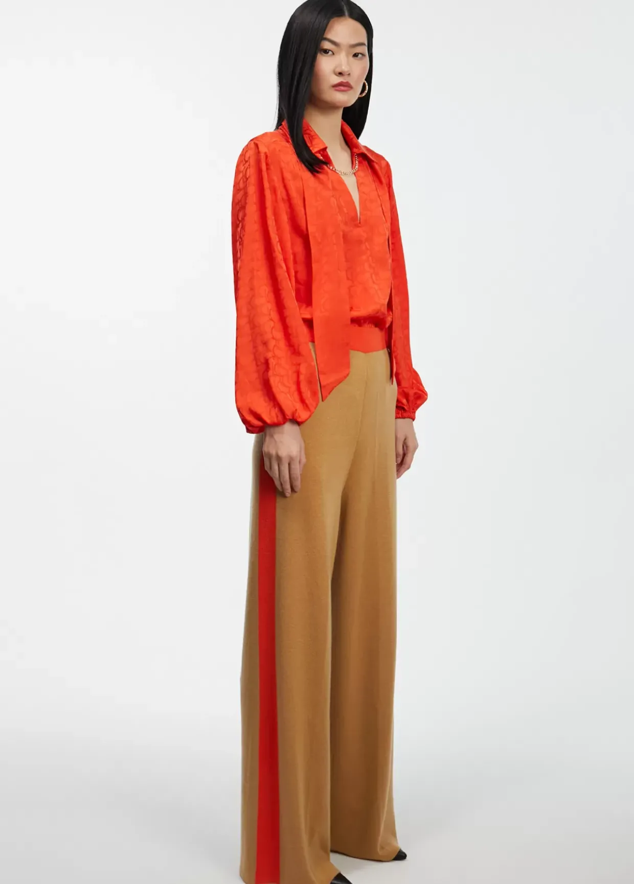Blusa con lazo