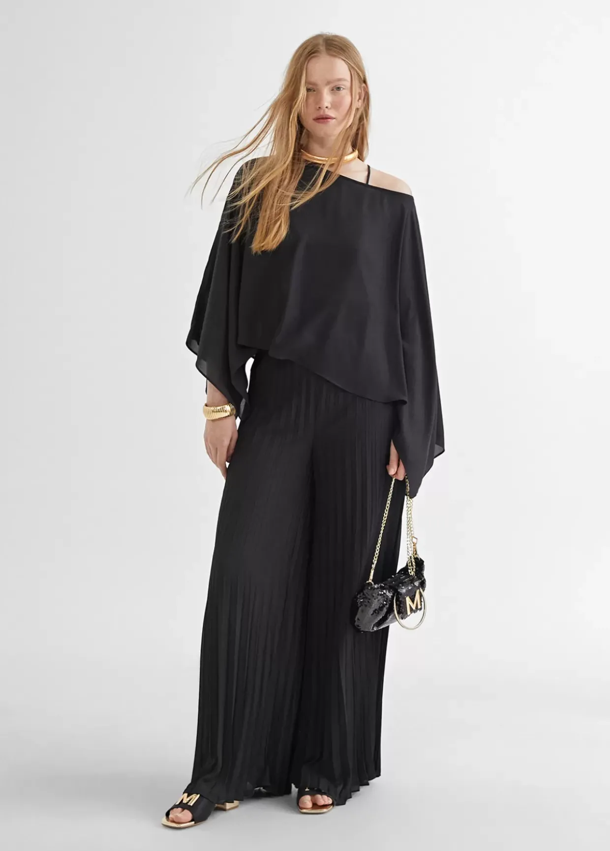 Blusa/capa satinada