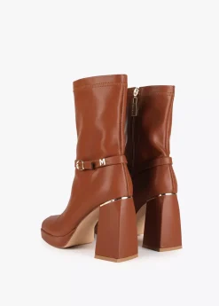 Botin con hebilla |  Calzado | Lola Casademunt