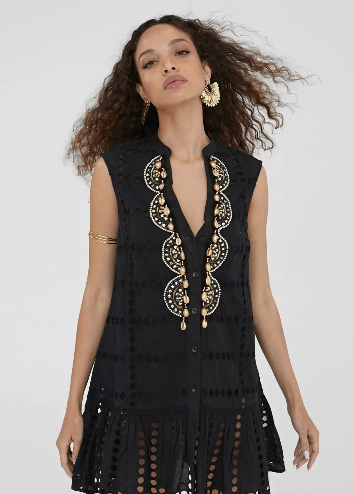 Caftan corto bordado
