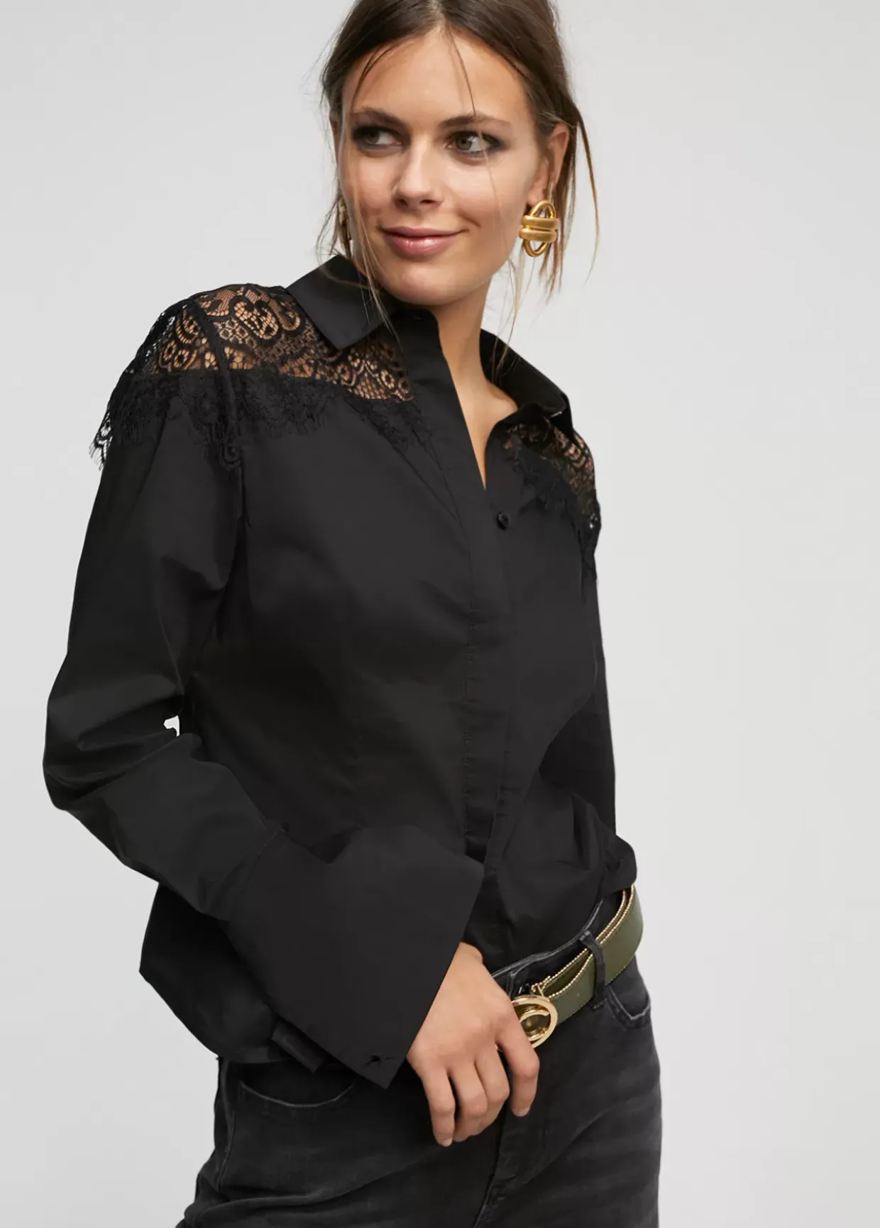 Camisa con encaje