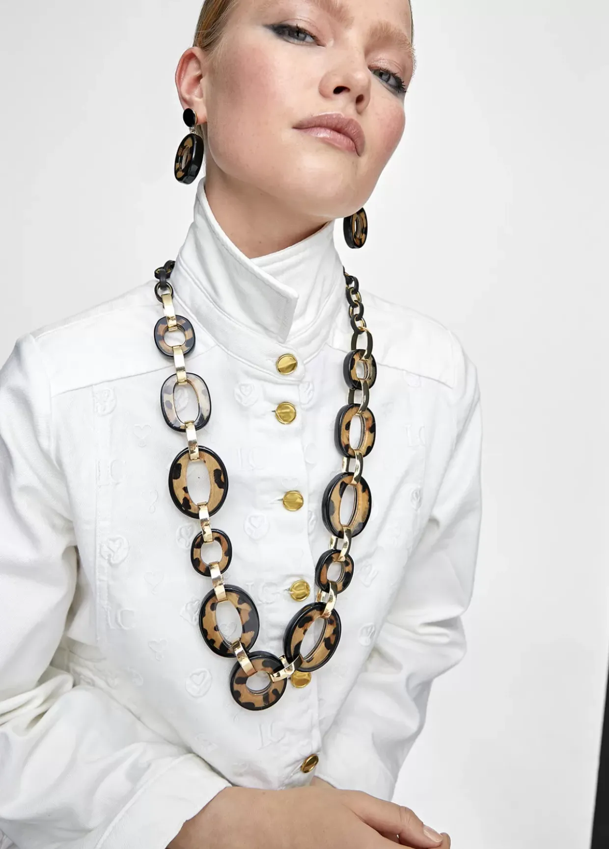 Collar con aros animal print