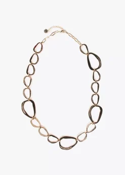 Collar dorado largo