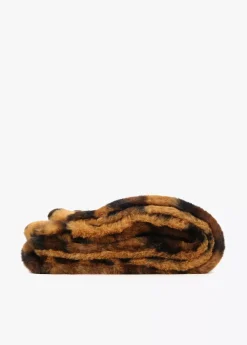 Cuello animal print