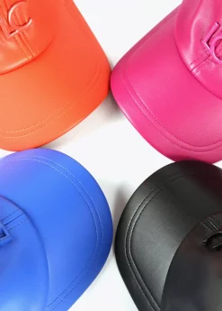 Gorra efecto piel