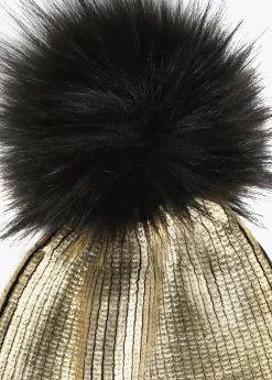 Gorro dorado