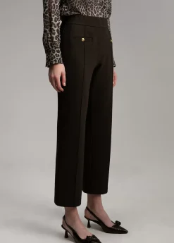 Pantalón detalle botón