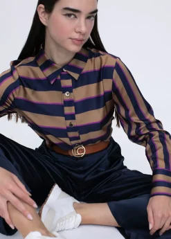 Pantalón recto con bolsillos