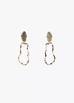 Pendientes dorados multiforma