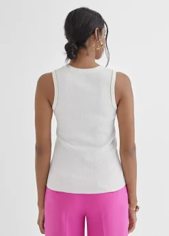 Top con detalle en lurex
