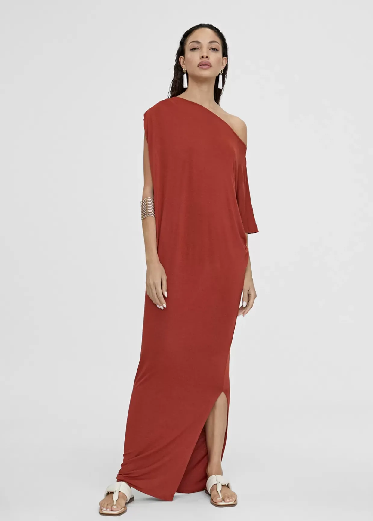 Vestido midi fruncido