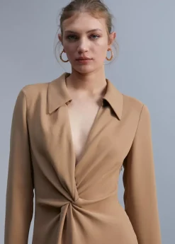 Vestido midi nudo