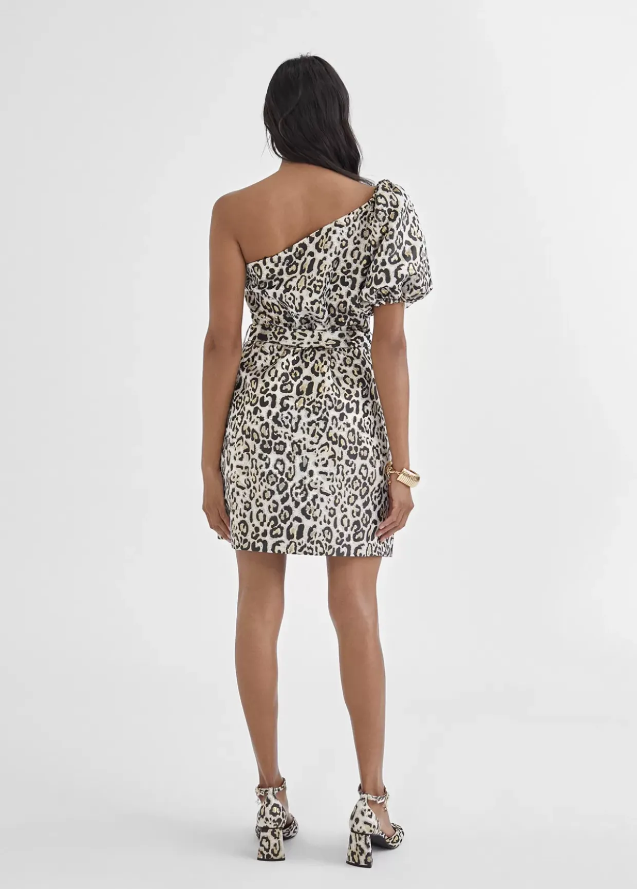 Vestido mini asimétrico
